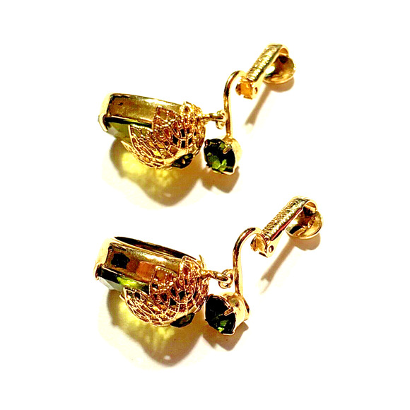 Vintage Mid Century Sarah Coventry Clip On Earrings Gold Green Rhinestone Dangle - Picture 7 of 8